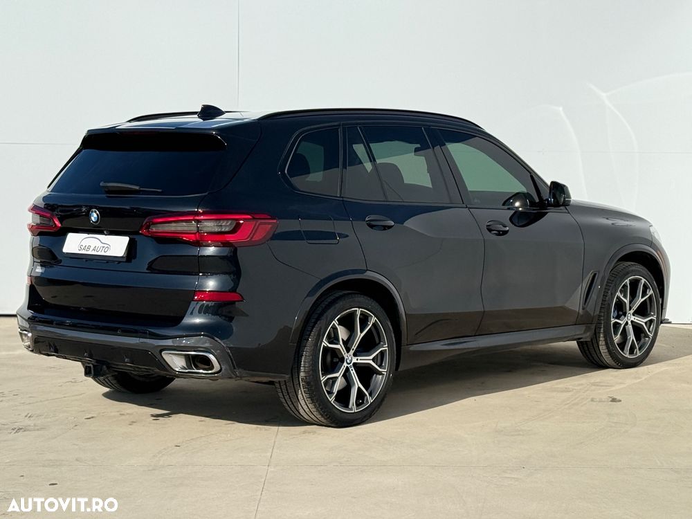 BMW X5 xDrive40i - 26