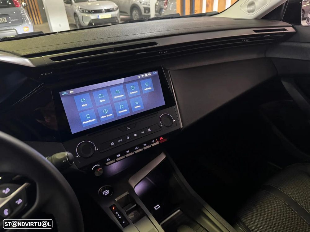 Peugeot 408 1.2 Hybrid Allure e-DCS6 - 25