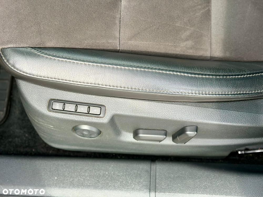 Skoda Superb 2.0 TDI 4x4 Platinum Outdoor DSG - 16