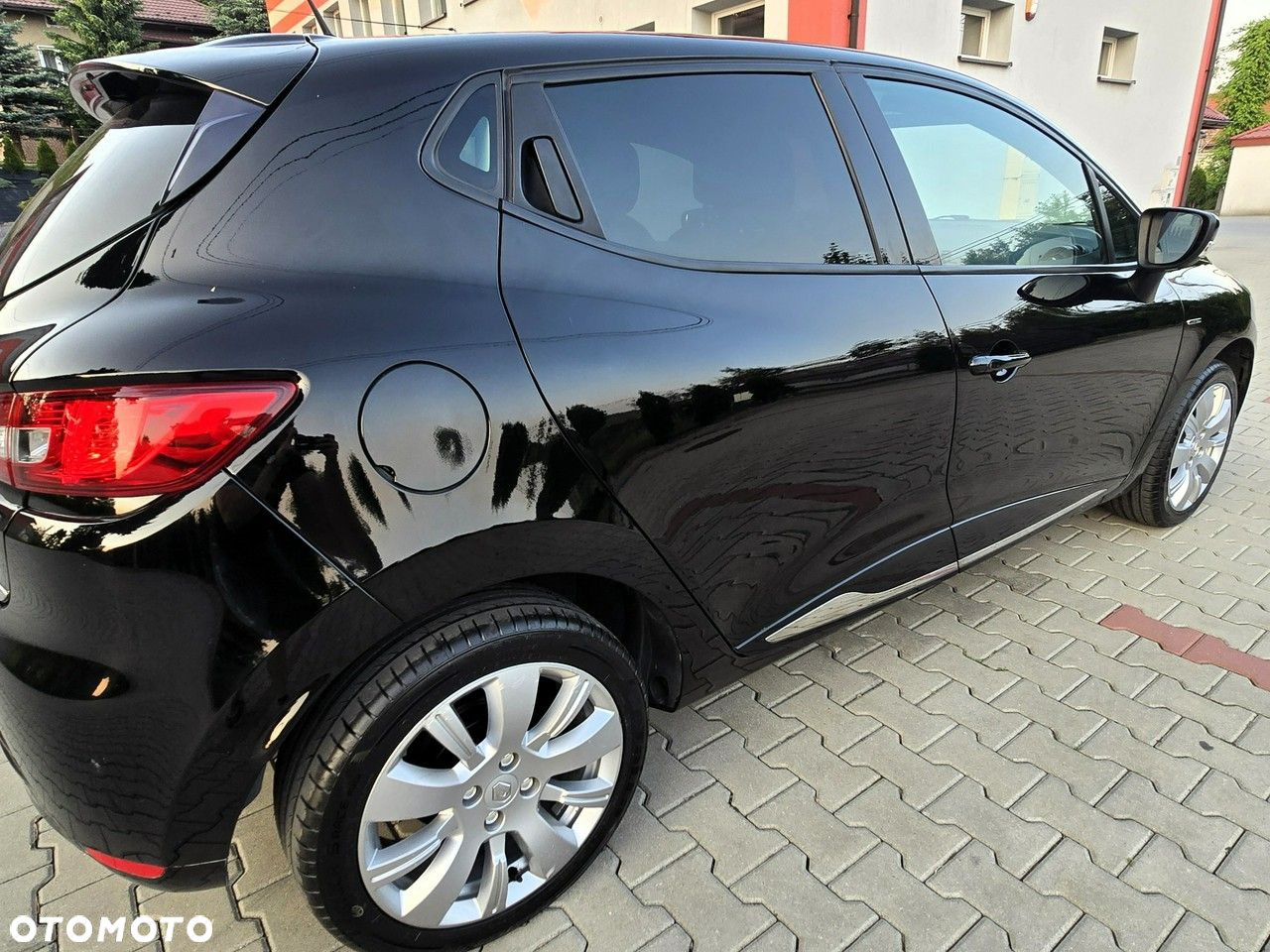 Renault Clio - 19