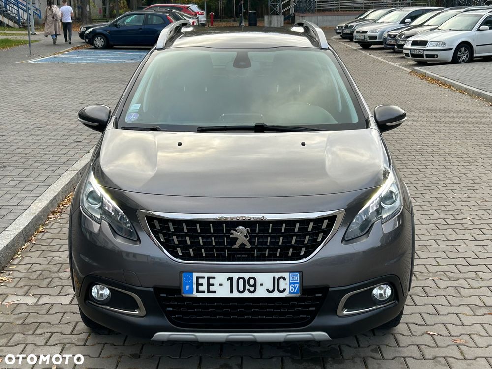Peugeot 2008 1.2 Pure Tech Allure S&S - 8