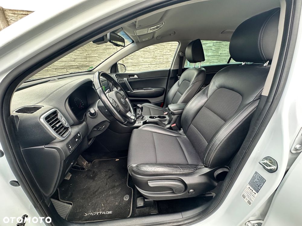 Kia Sportage 1.7 CRDI 2WD Dream-Team Edition - 6