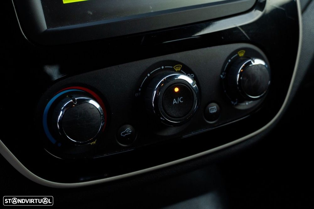 Renault Captur 0.9 TCE Zen - 38