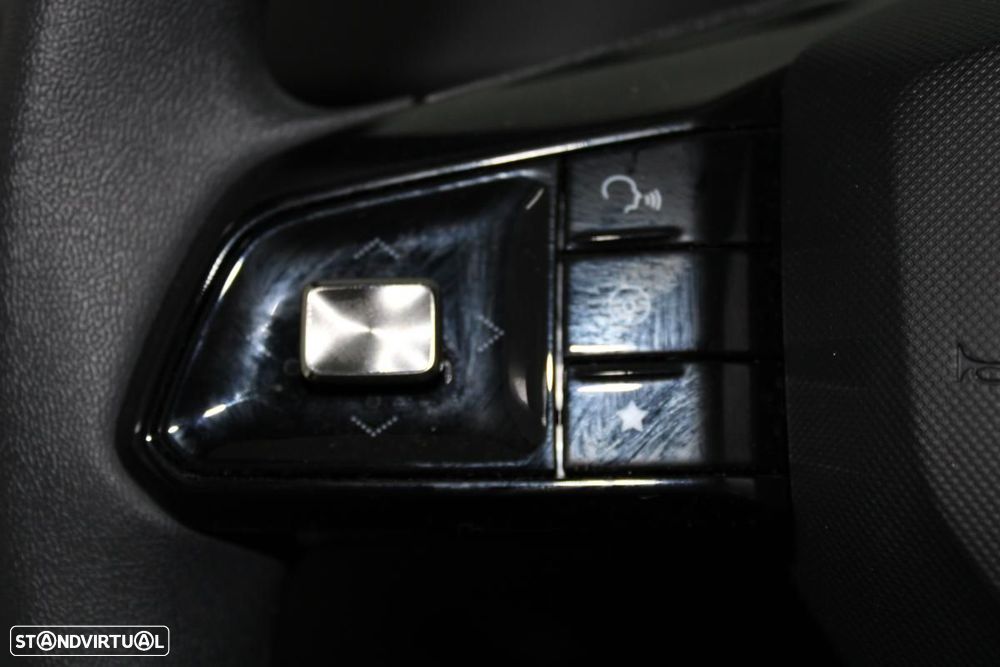 MG MG4 51 kWh Standard - 16