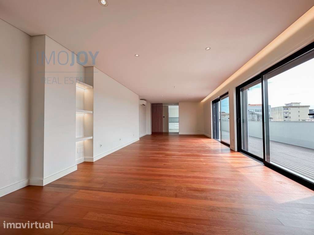 Penthouse T4 com Terraço Privativo em Matosinhos Sul - Grande imagem: 4/24