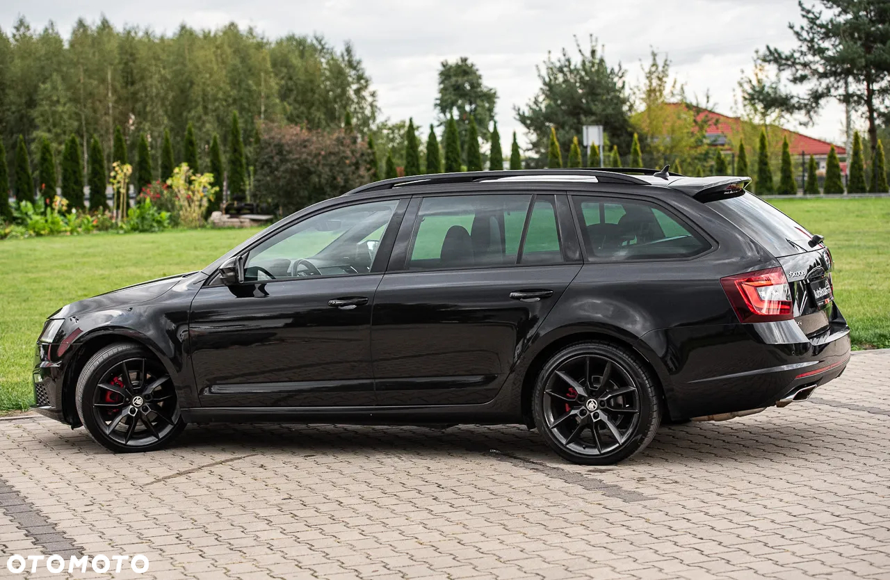 Skoda Octavia Combi 2.0 TDI 4x4 DSG RS - 12