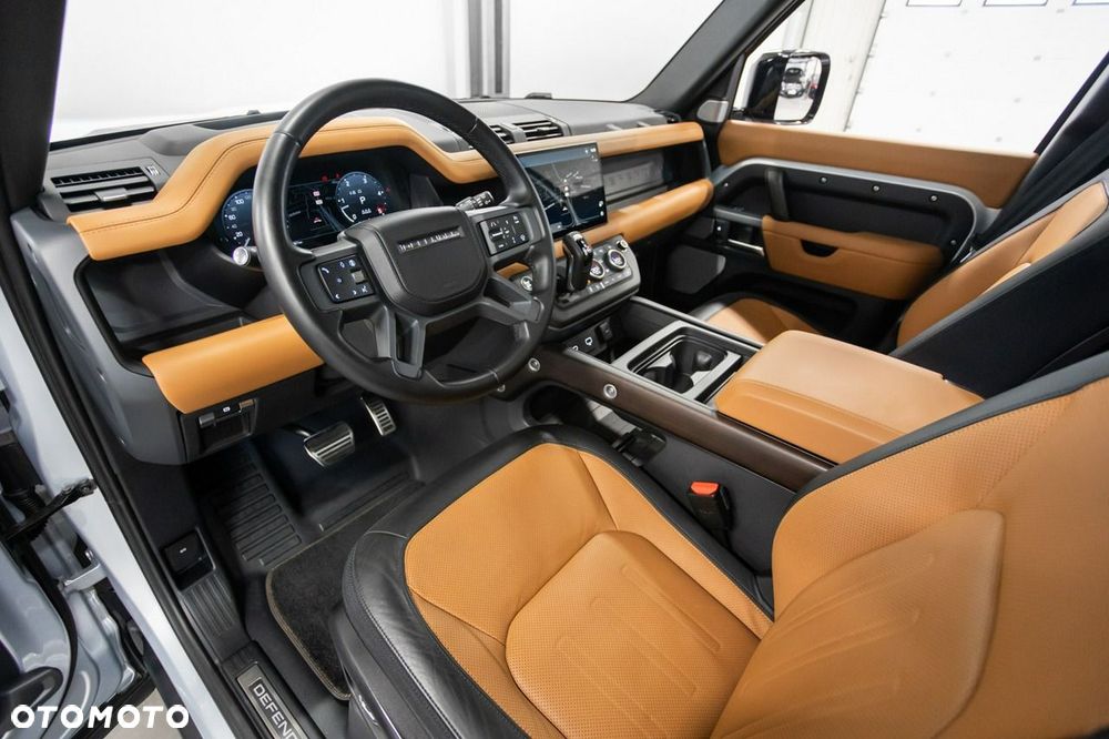 Land Rover Defender 130 D300 X - 19