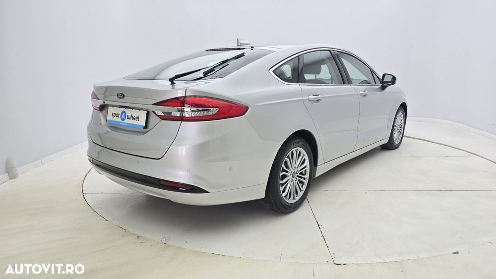Ford Mondeo - 8