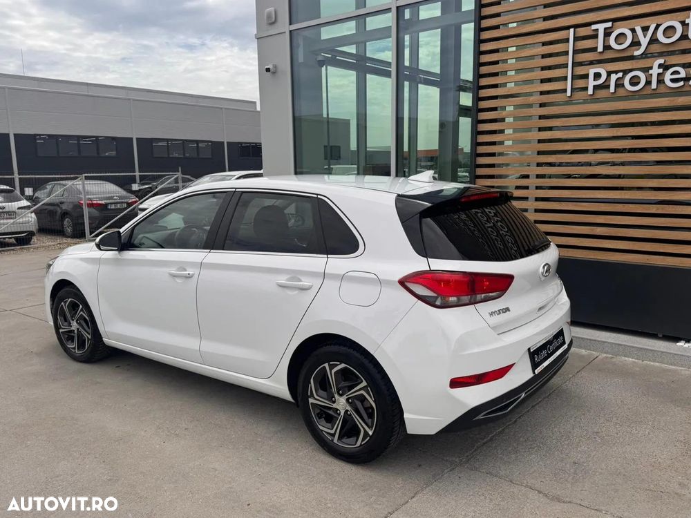 Hyundai i30 1.5 110CP M/T Highway - 7
