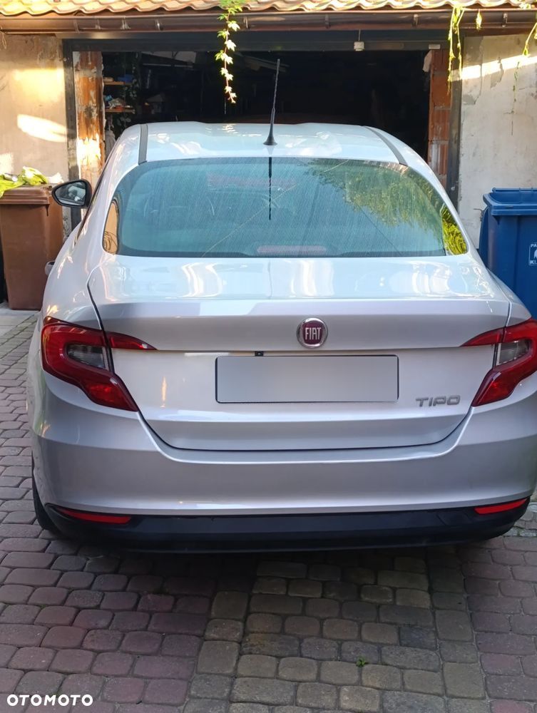 Fiat Tipo 1.4 16v Easy EU6d - 11