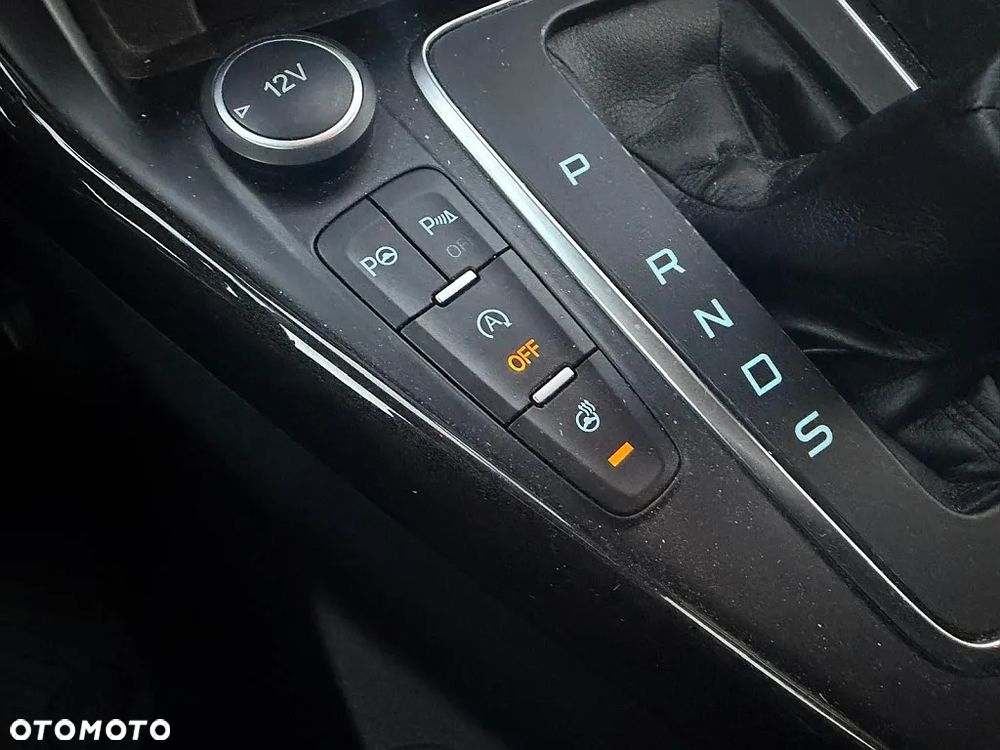 Ford Focus 1.5 EcoBlue Start-Stopp-System ST-LINE DESIGN - 21