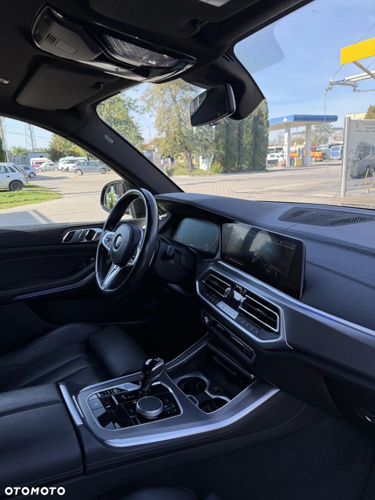 BMW X5 xDrive40d mHEV - 22