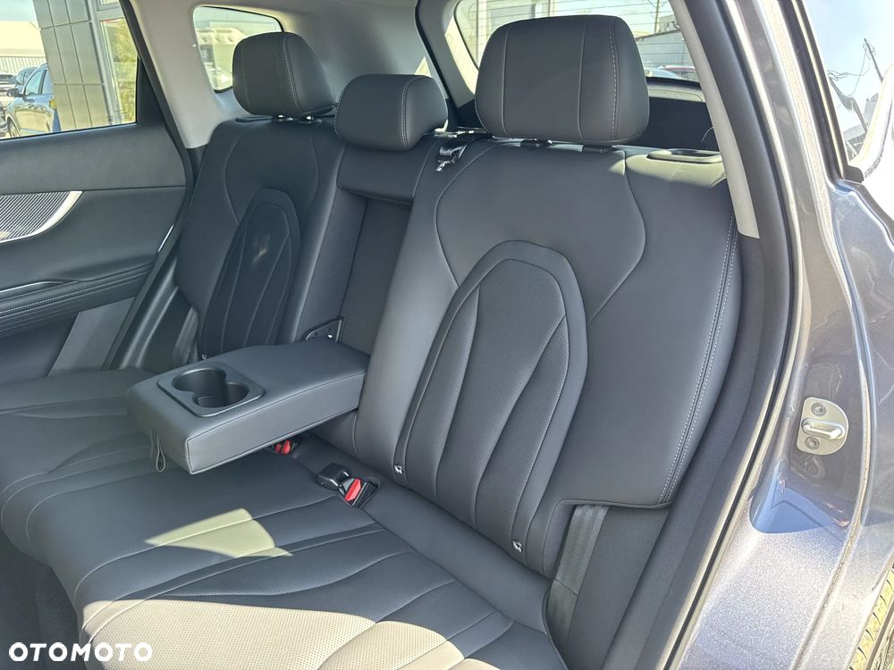 Chery Tiggo 7 1.5 T-GDI Super Hybrid Prestige DHT - 14