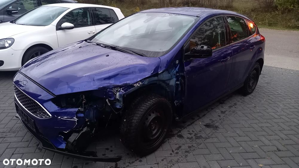 Ford Focus 1.5 EcoBoost Start-Stopp-System Business Edition - 2