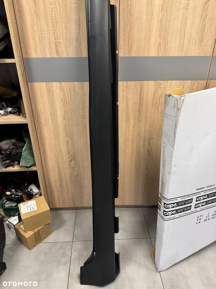 Volvo s60 listwa progowa prawa lub lewa