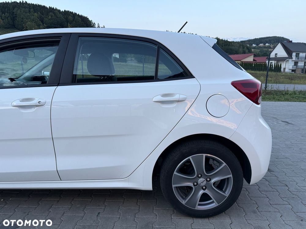 Kia Rio 1.2 L Business Line - 4