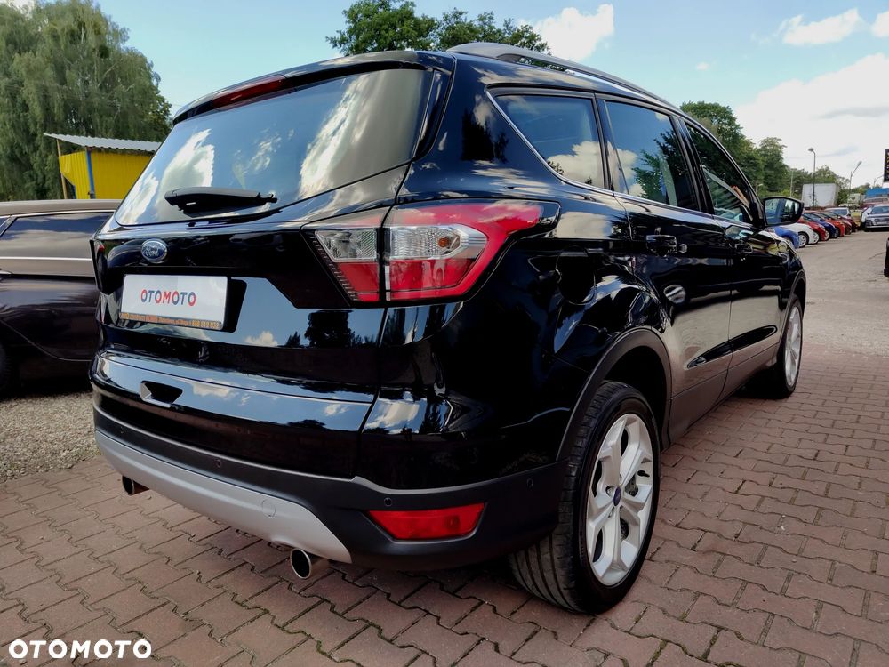 Ford Kuga - 11