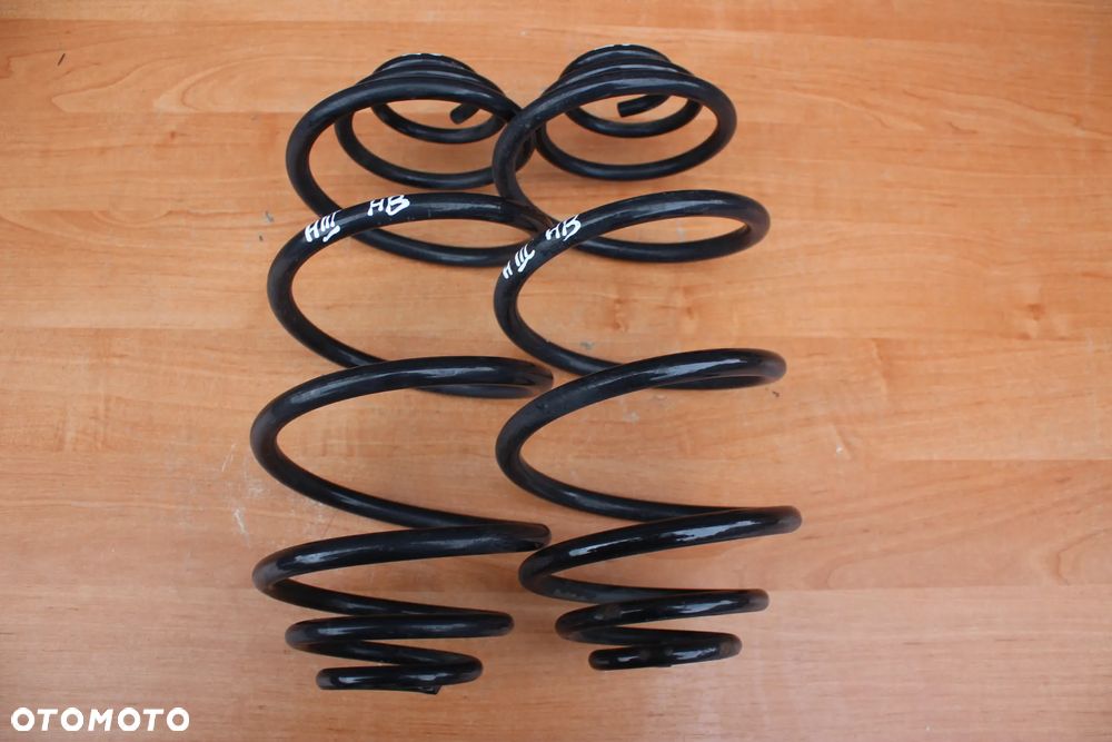 SPRĘŻYNY TYŁ TYLNE OPEL ASTRA H HATCHBACK KOMPLET - 1