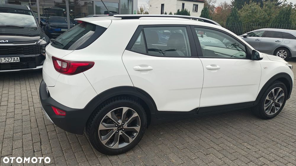 Kia Stonic 1.4 L - 5