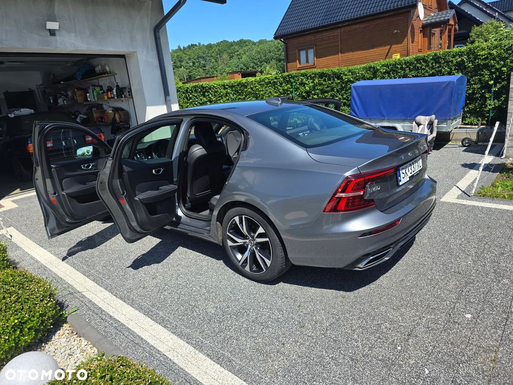 Volvo S60 B4 B R-Design - 5