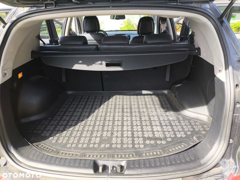 Kia Sportage - 14
