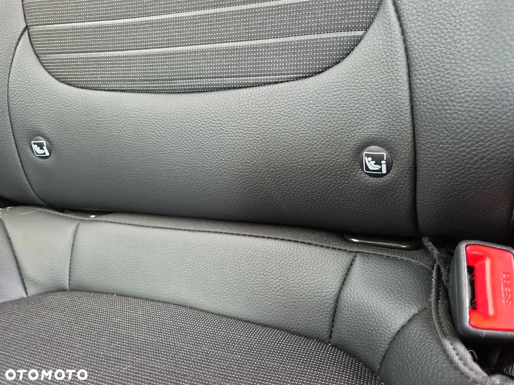 Kia Stonic 1.2 L Business Line - 28