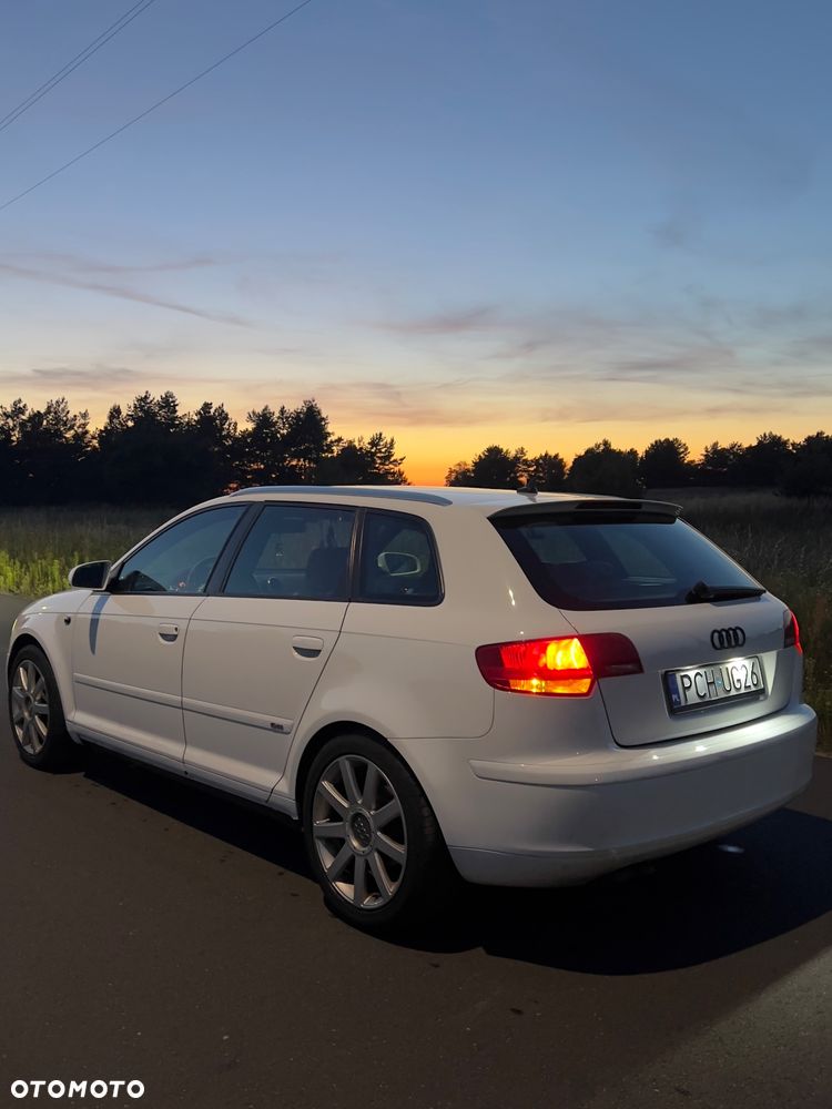 Audi A3 Sportback 2.0 TDI DPF S line Sportpaket - 3