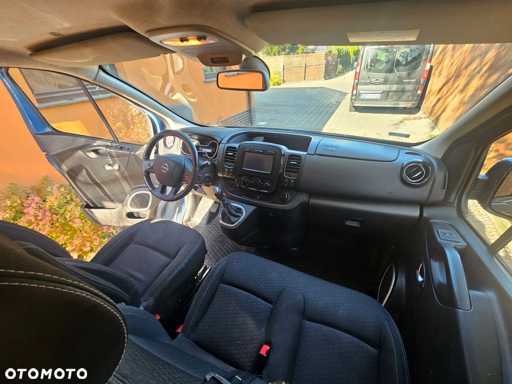 Opel Vivaro - 14