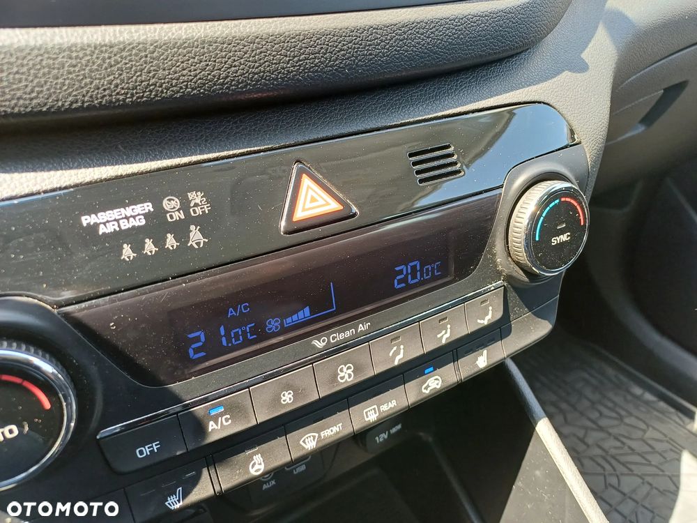 Hyundai Tucson 2.0 CRDI Premium 4WD - 23