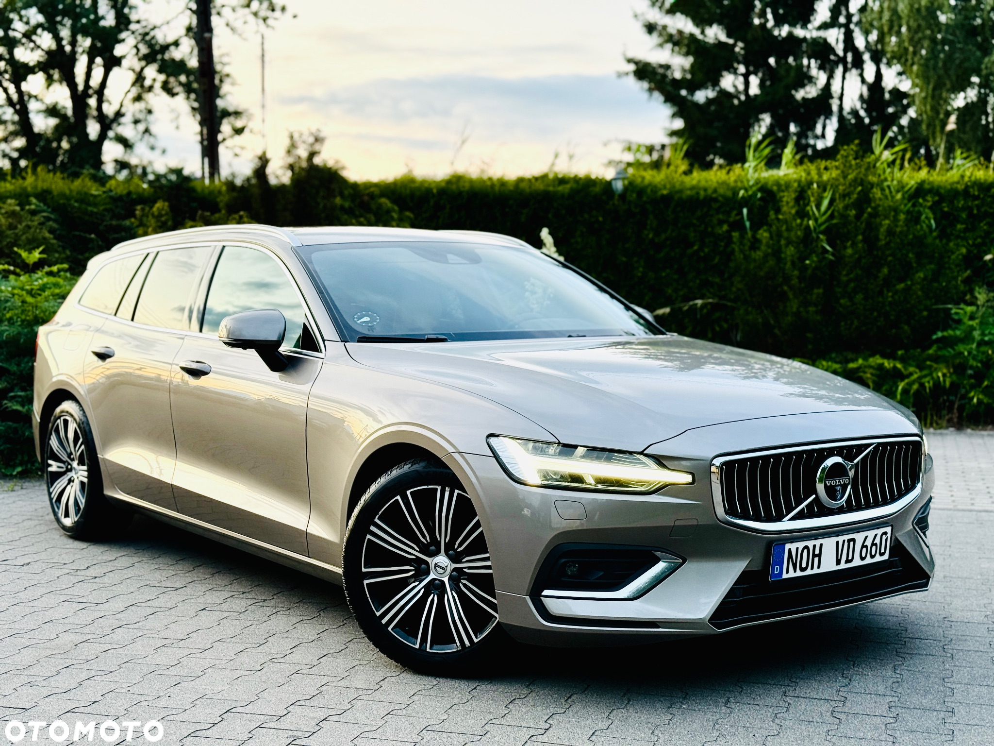 Volvo V60 D4 Inscription - 2