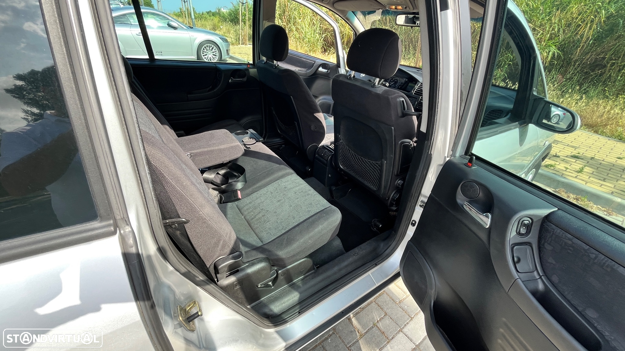 Opel Zafira 2.0 DTi Elegance - 22