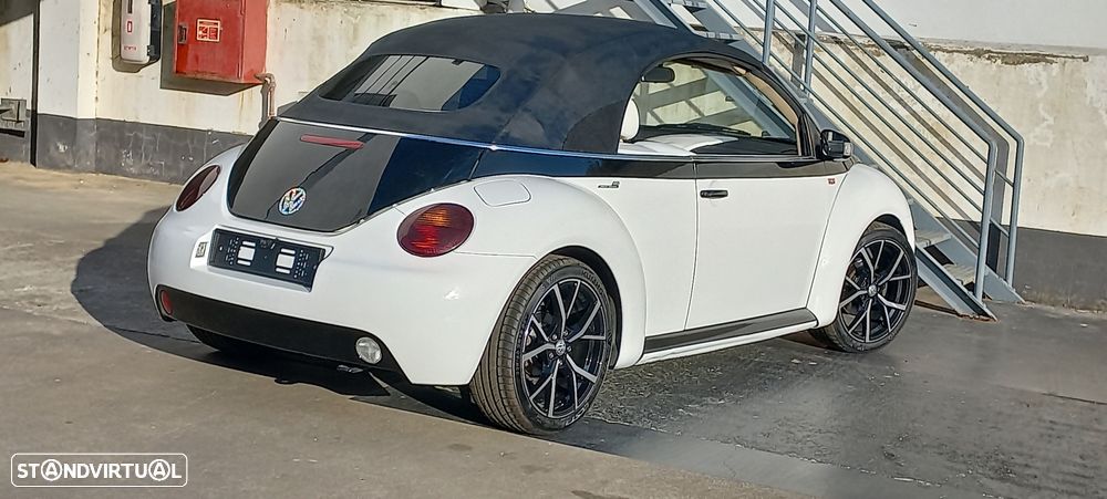 VW New Beetle Cabriolet 1.9 TDi Top Couro - 50
