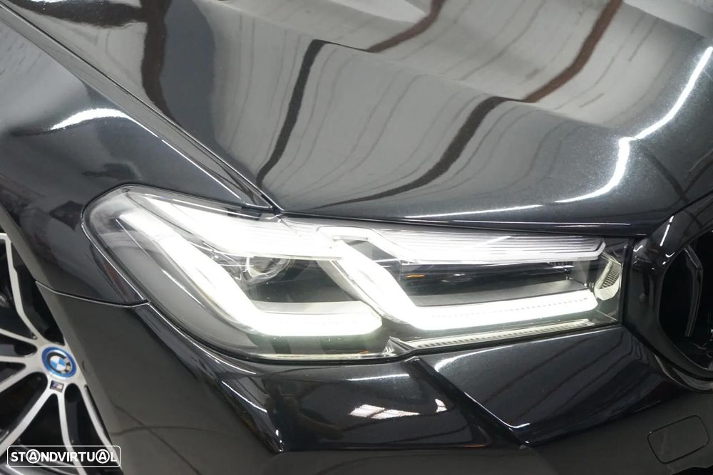 BMW 530 e Pack M - 9