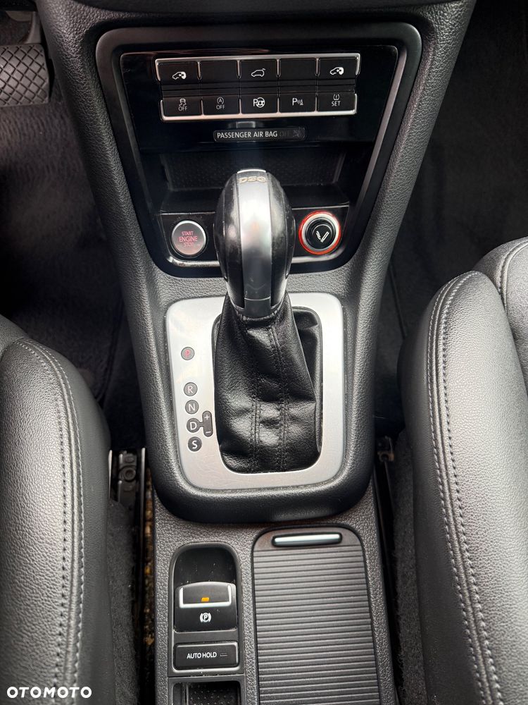 Volkswagen Sharan 2.0 TDI DSG (BlueMotion Technology) Highline - 32
