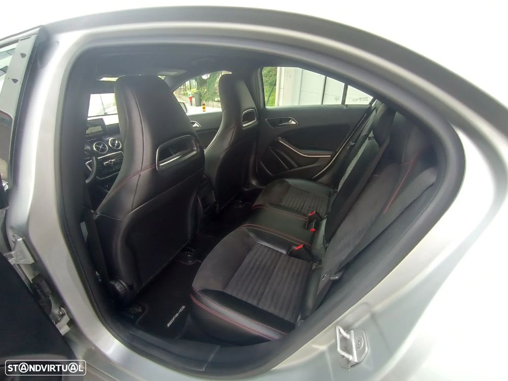 Mercedes-Benz A 220 CDI 7G-DCT AMG Line - 27