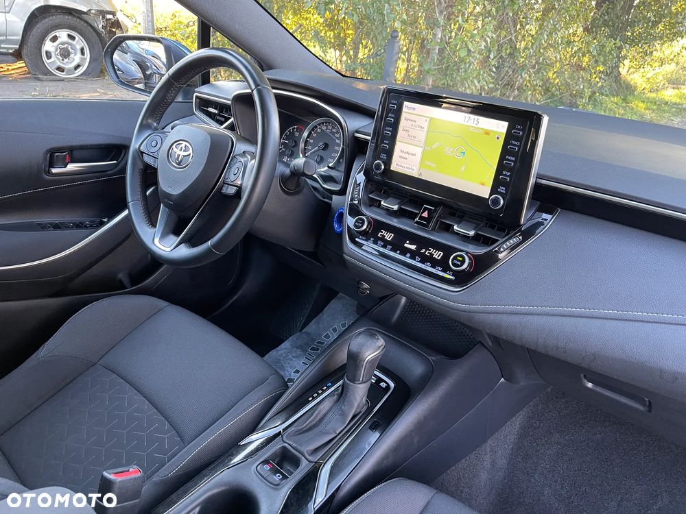 Toyota Corolla 1.8 Hybrid Executive - 13