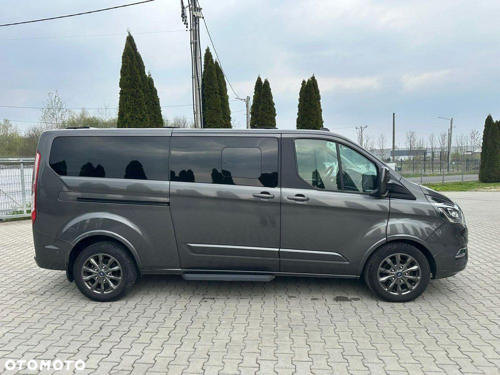 Ford Tourneo Custom - 7