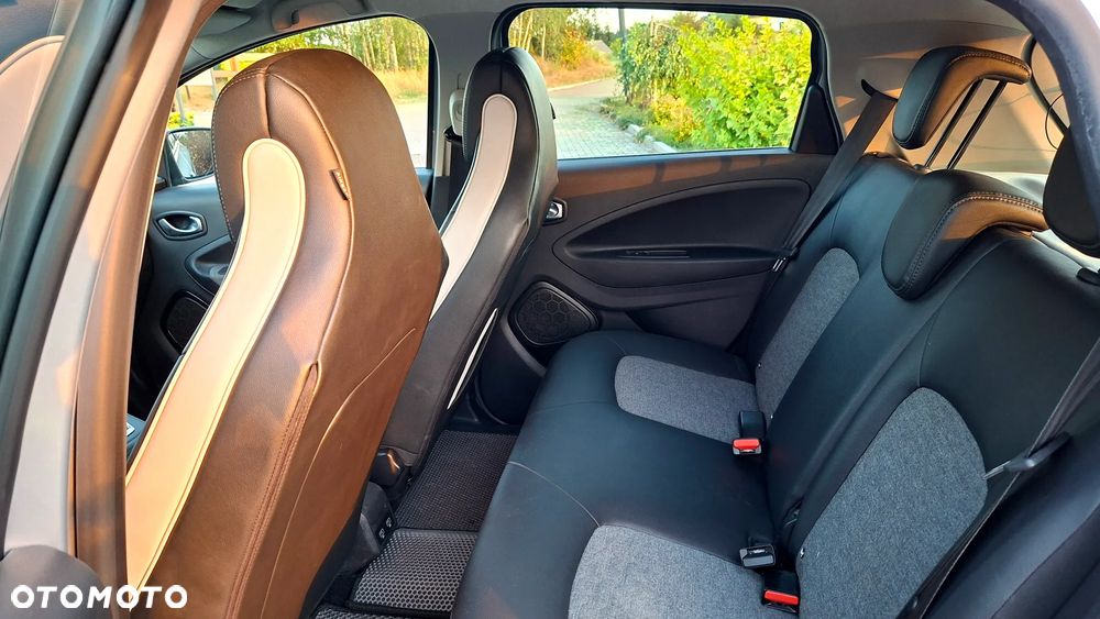 Renault Zoe - 11