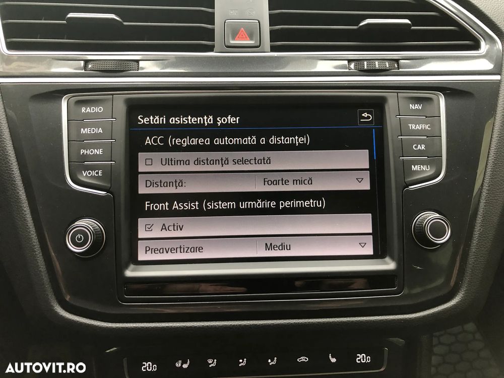 Volkswagen Tiguan 2.0 TDI SCR 4MOTION BlueMotion Technology DSG Exclusive - 24