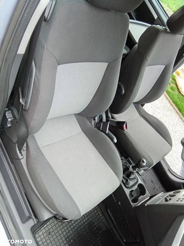 Opel Meriva 1.6 Enjoy - 20