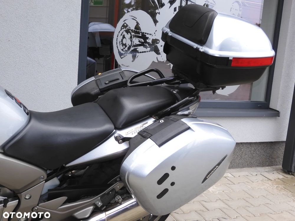 Honda CBF - 28