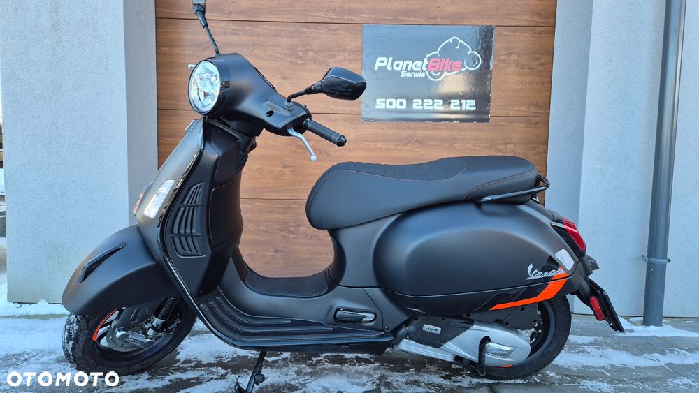 Vespa GTS - 1