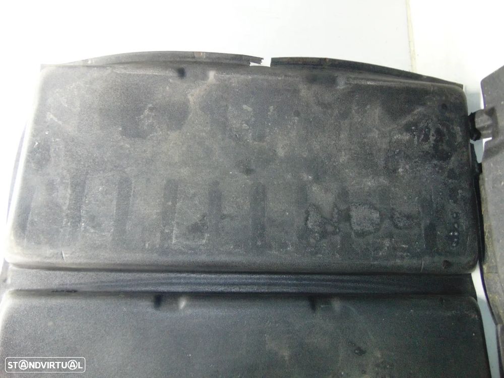 Mercedes W123 touring tapetes borracha - 9