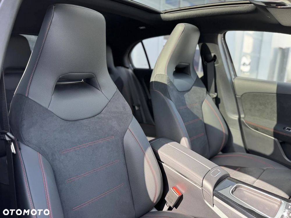 Mercedes-Benz Klasa A 250 e PHEV AMG Line 8G-DCT - 12