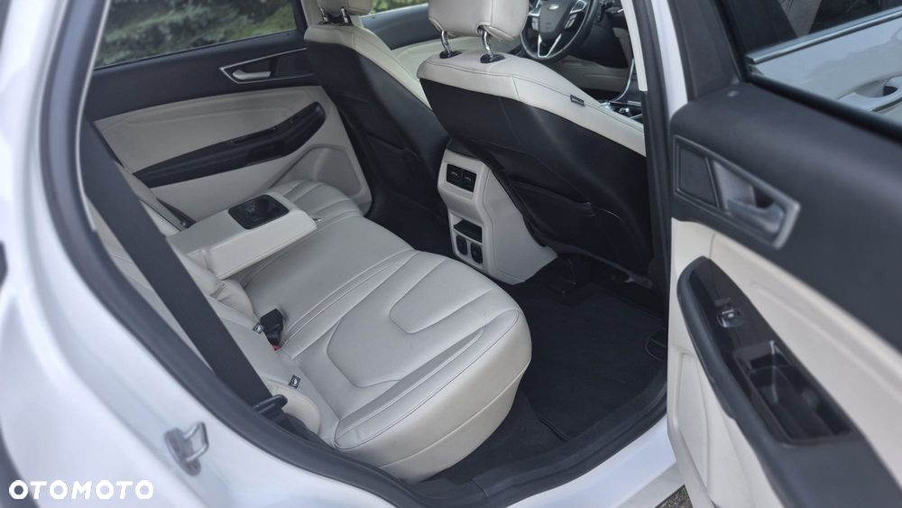 Ford Edge - 24