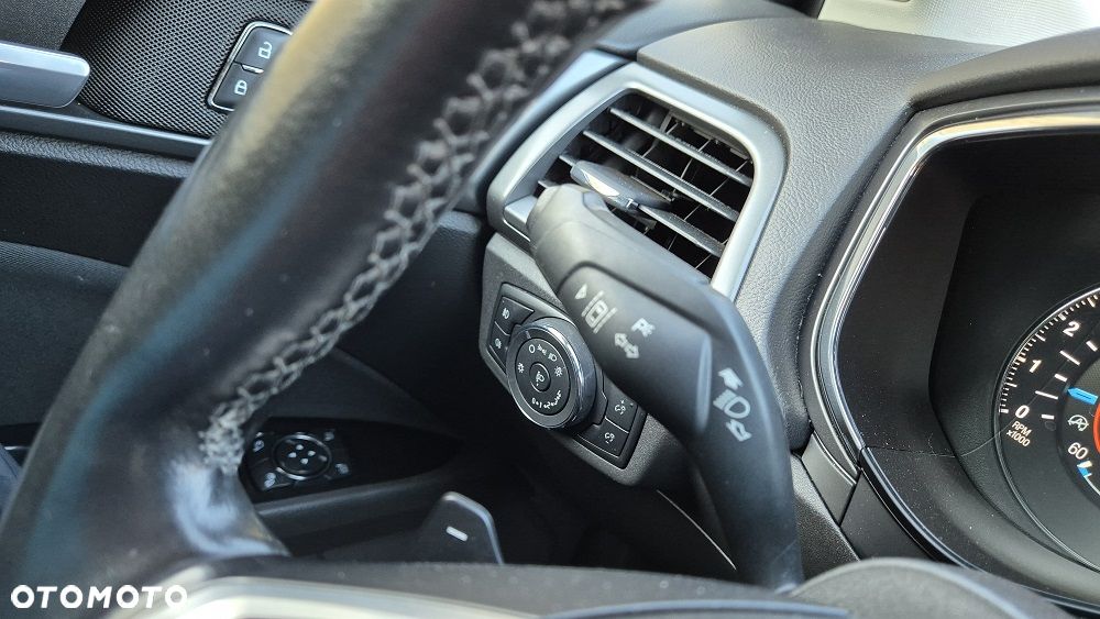 Ford Mondeo 2.0 TDCi Titanium PowerShift - 10