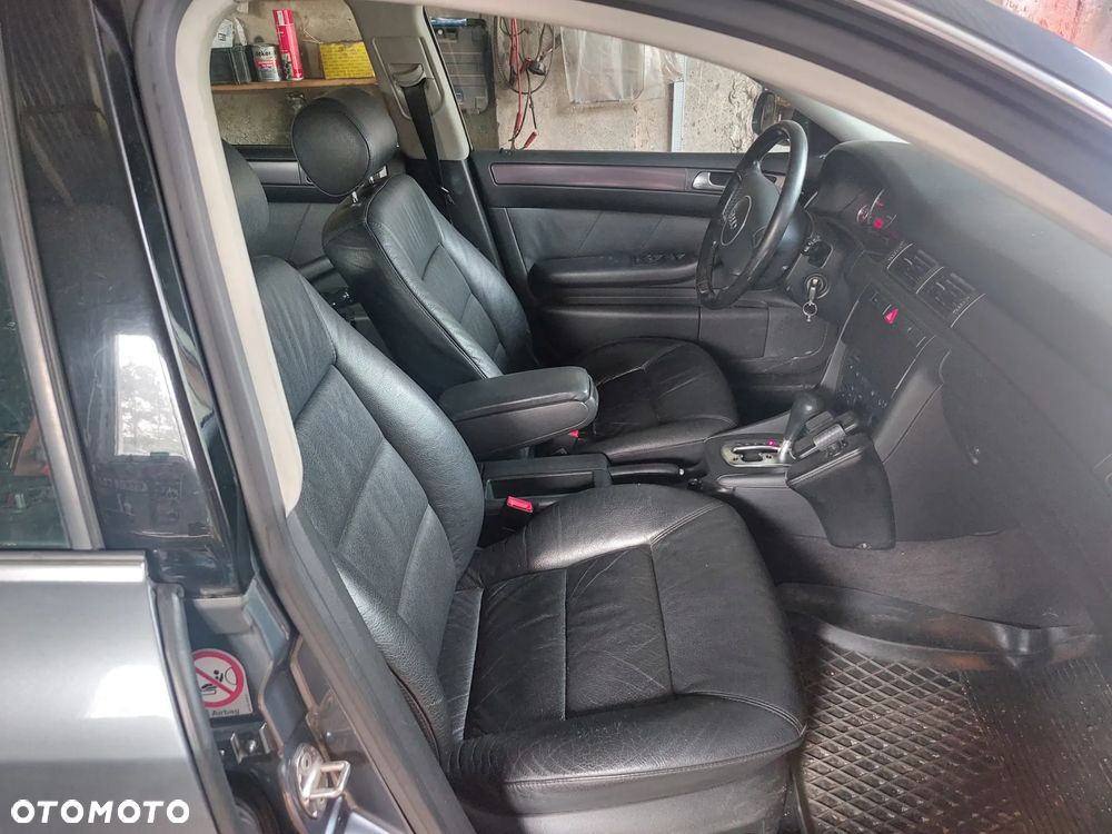 Audi A6 Avant - 8
