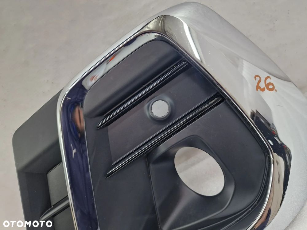 AUDI A8 D5 LIFT 4N0 21- LEWA KRATKA BOCZNA ZDERZAKA PRZEDNIEGO PRZÓD Z CHROMEM NA PDC , NR 4N0807681 + 4N0807151B , NR AUKCJI D/26 - 11