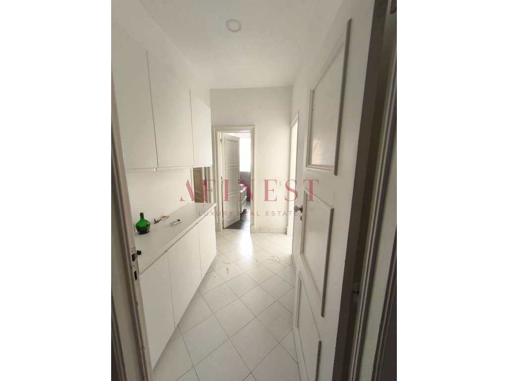 APARTAMENTO T5 - AVENIDAS NOVAS - Grande imagem: 5/17