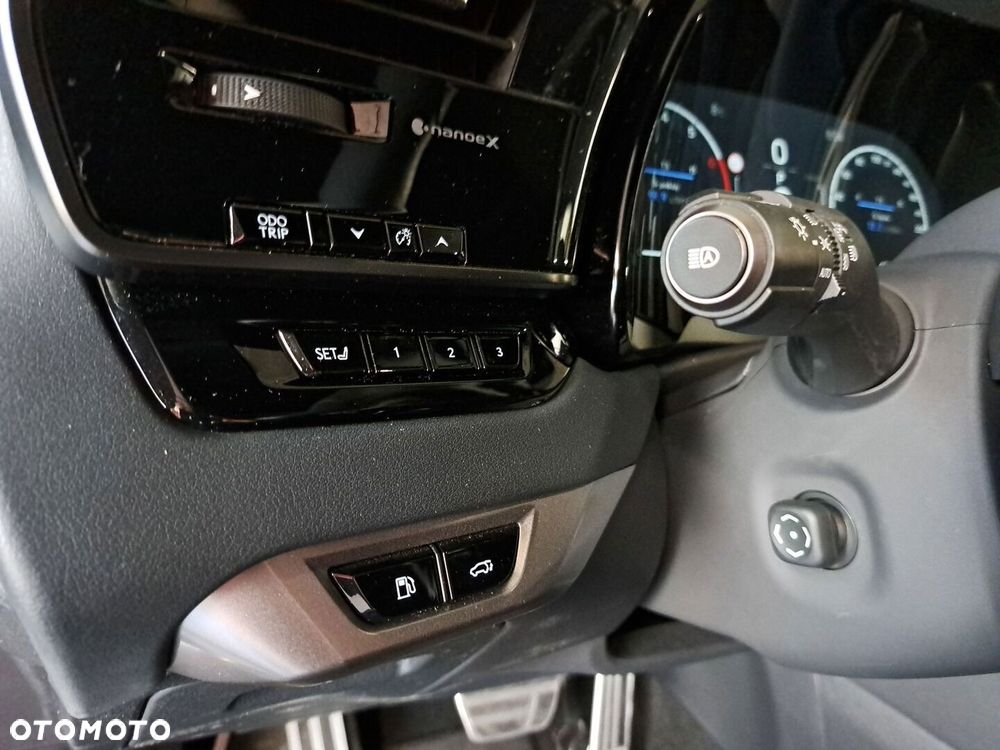 Lexus RX - 30